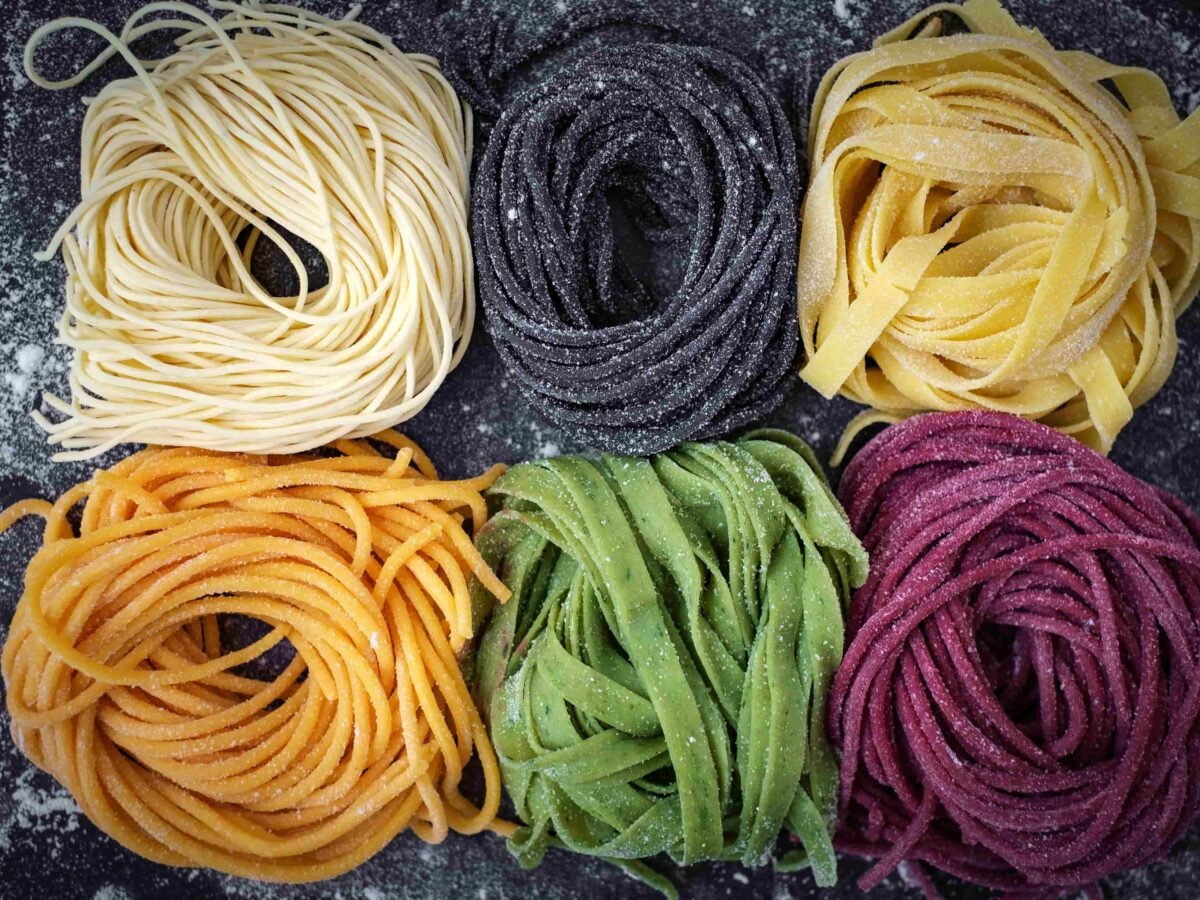 7 modi di colorare in modo naturale la pasta fresca