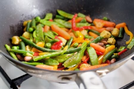 Come cucinare le verdure nel wok