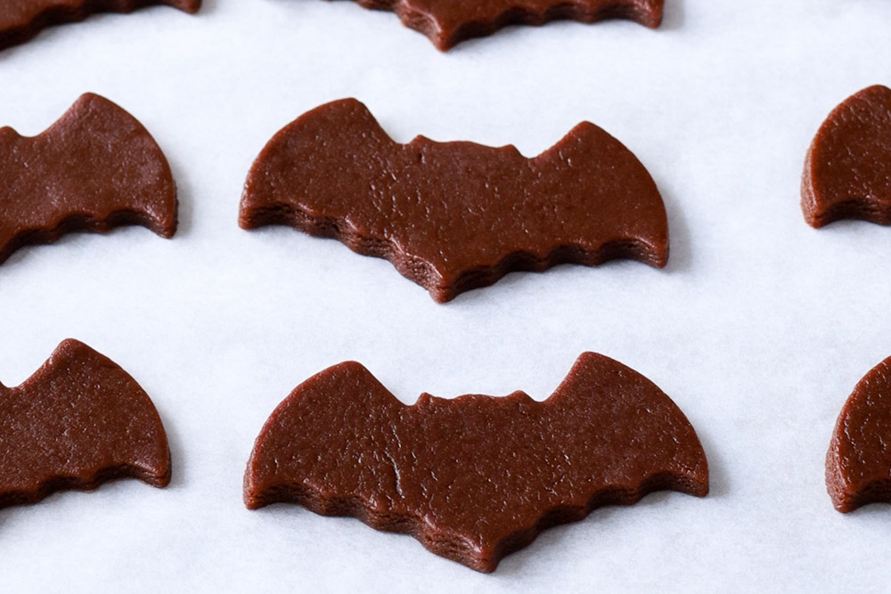 Biscotti pipistrello al cioccolato - Step 8
