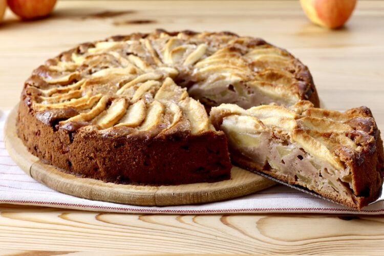 Torta soffice con farina di castagne e mele