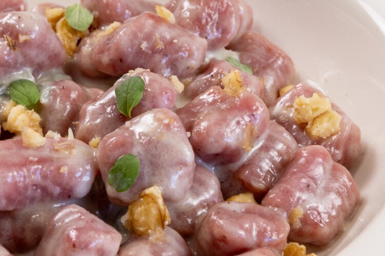 gnocchi di barbabietola