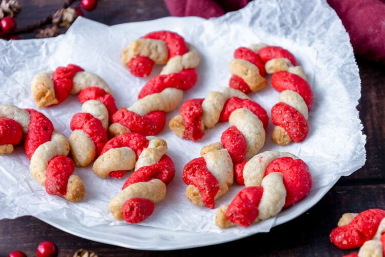 Biscotti candy cane