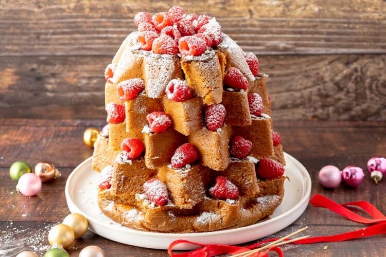 Pandoro farcito
