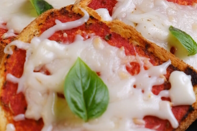 Pizza di pancarré