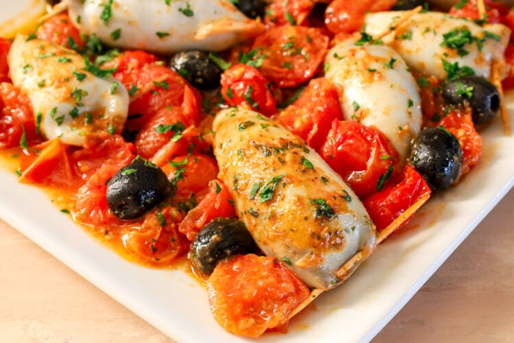 Calamari ripieni alla mediterranea