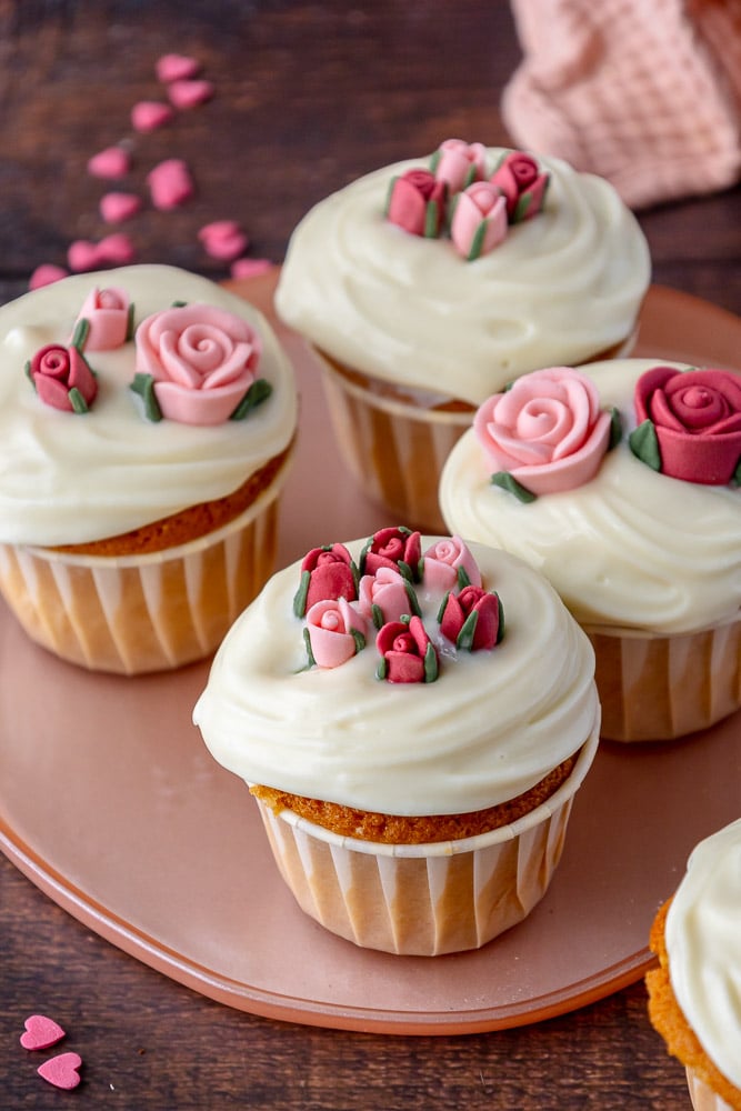 Rose cupcakes - Step 10