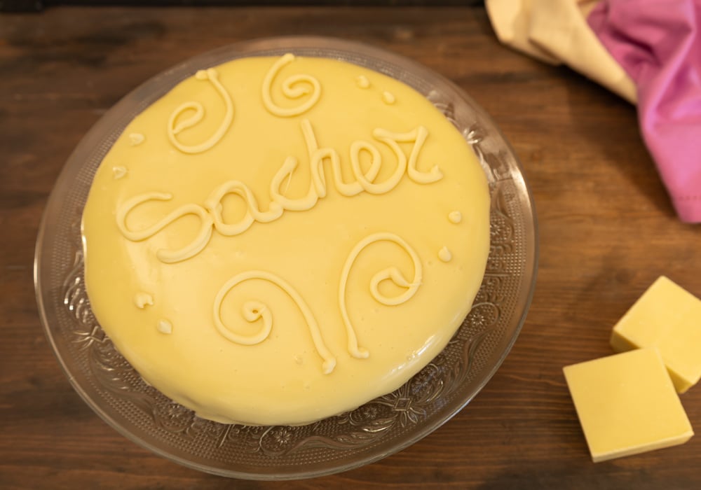 sacher al cioccolato bianco
