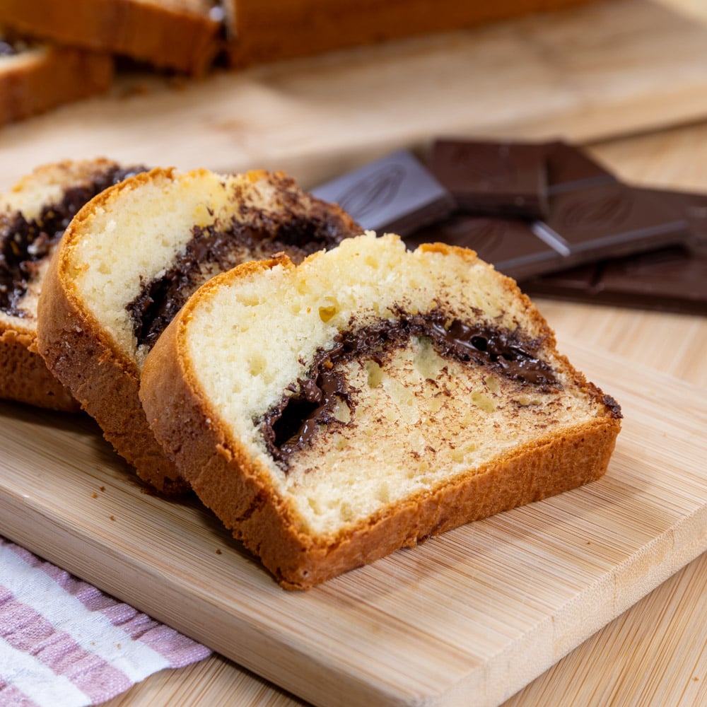 plumcake con cuore di cioccolato