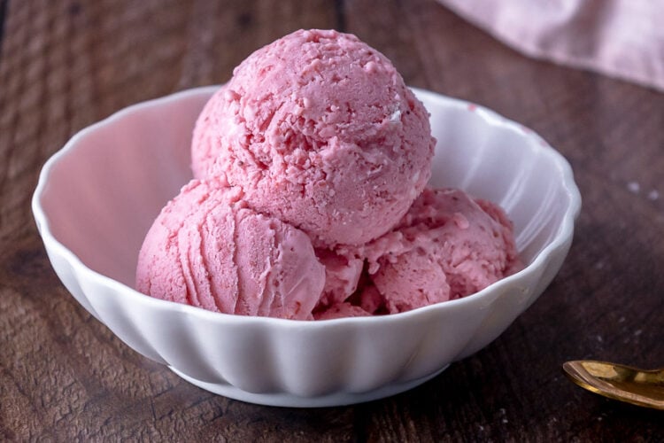 Gelato alla fragola