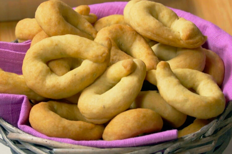 taralli salati al vino