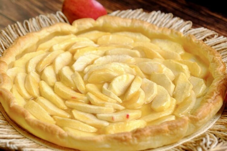 Sfoglia di mele e marmellata