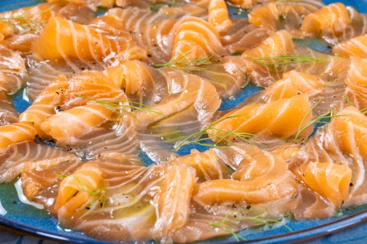 Salmone marinato