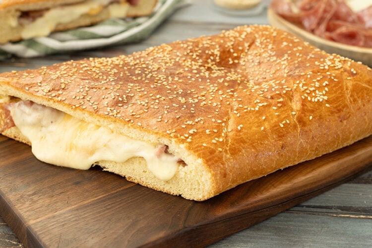 Focaccia imbottita