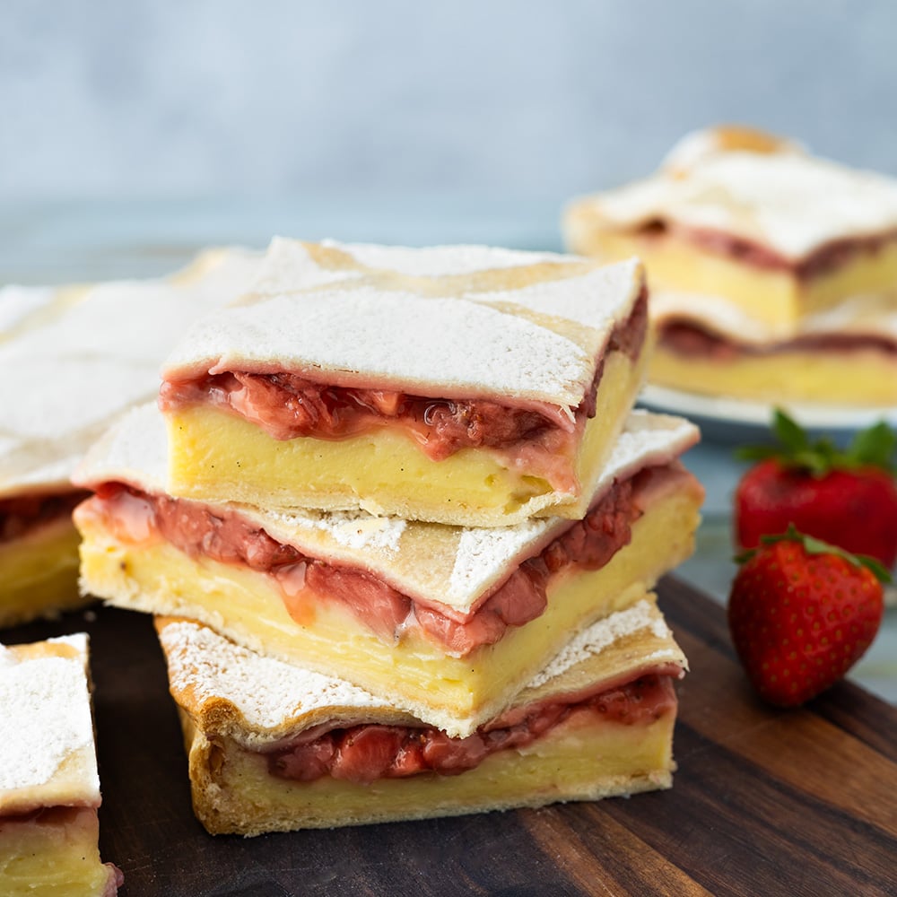 torta sfoglia crema e fragole