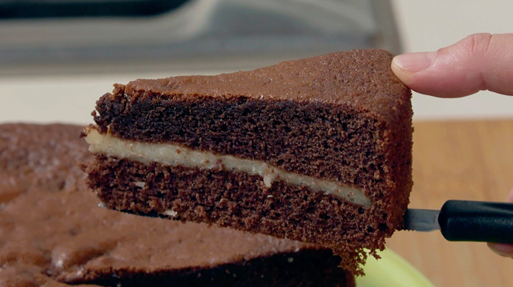 torta versata cocco e cioccolato
