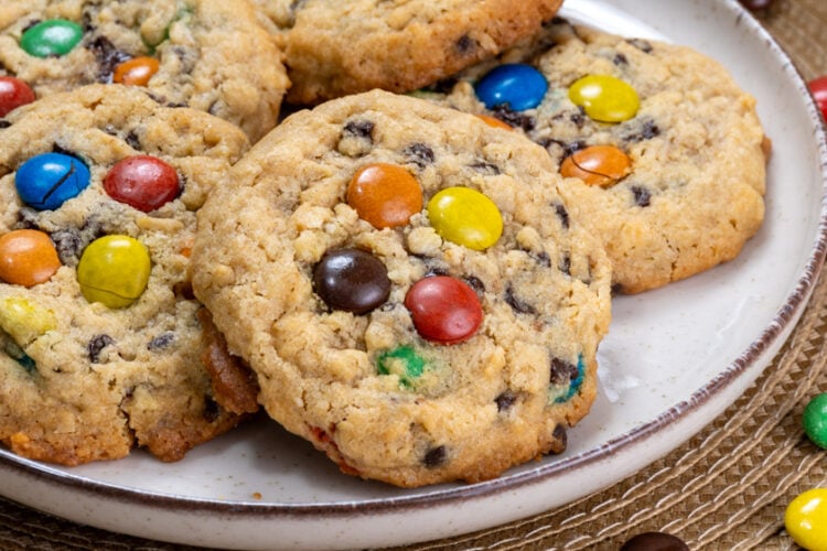 Monster cookies