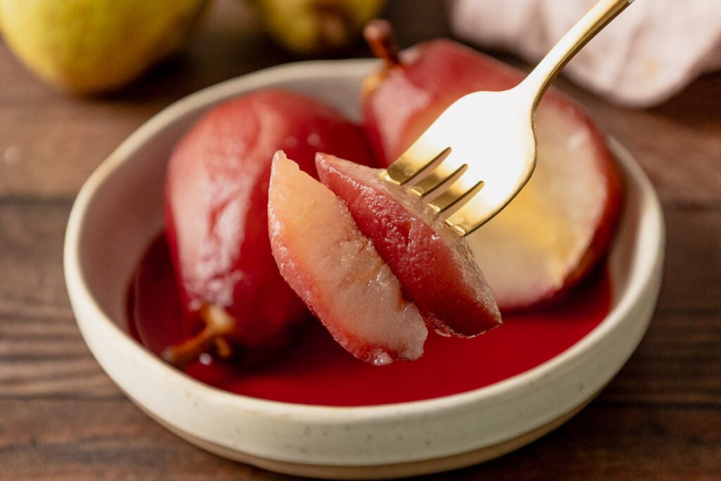 pere al vino rosso