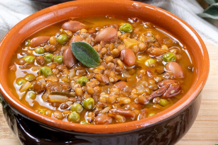 Zuppa di legumi