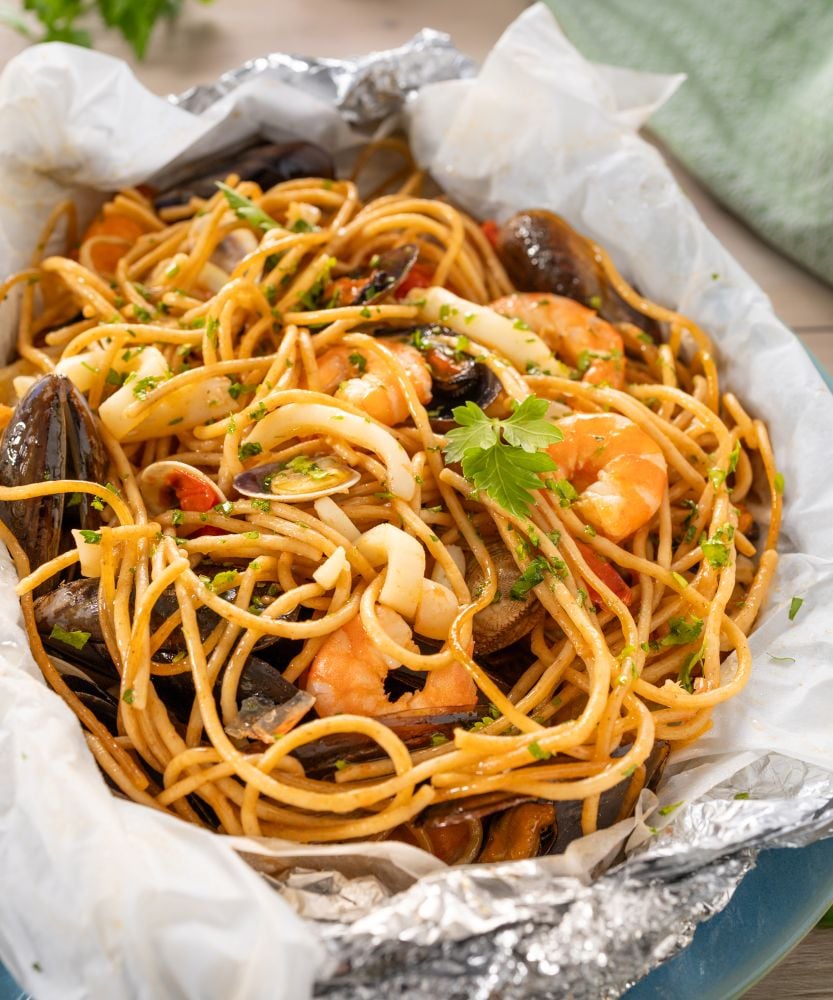 spaghetti al cartoccio di pesce