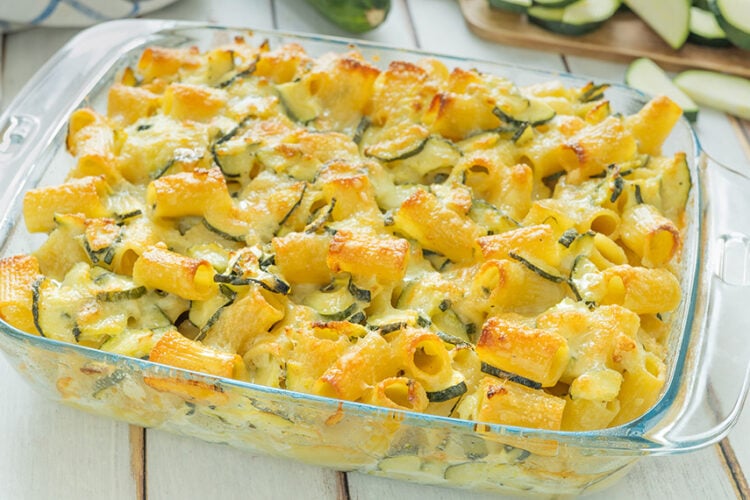 Pasta al forno bianca con zucchine